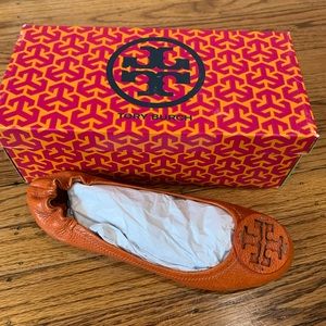 Orange leather Tory Burch flats